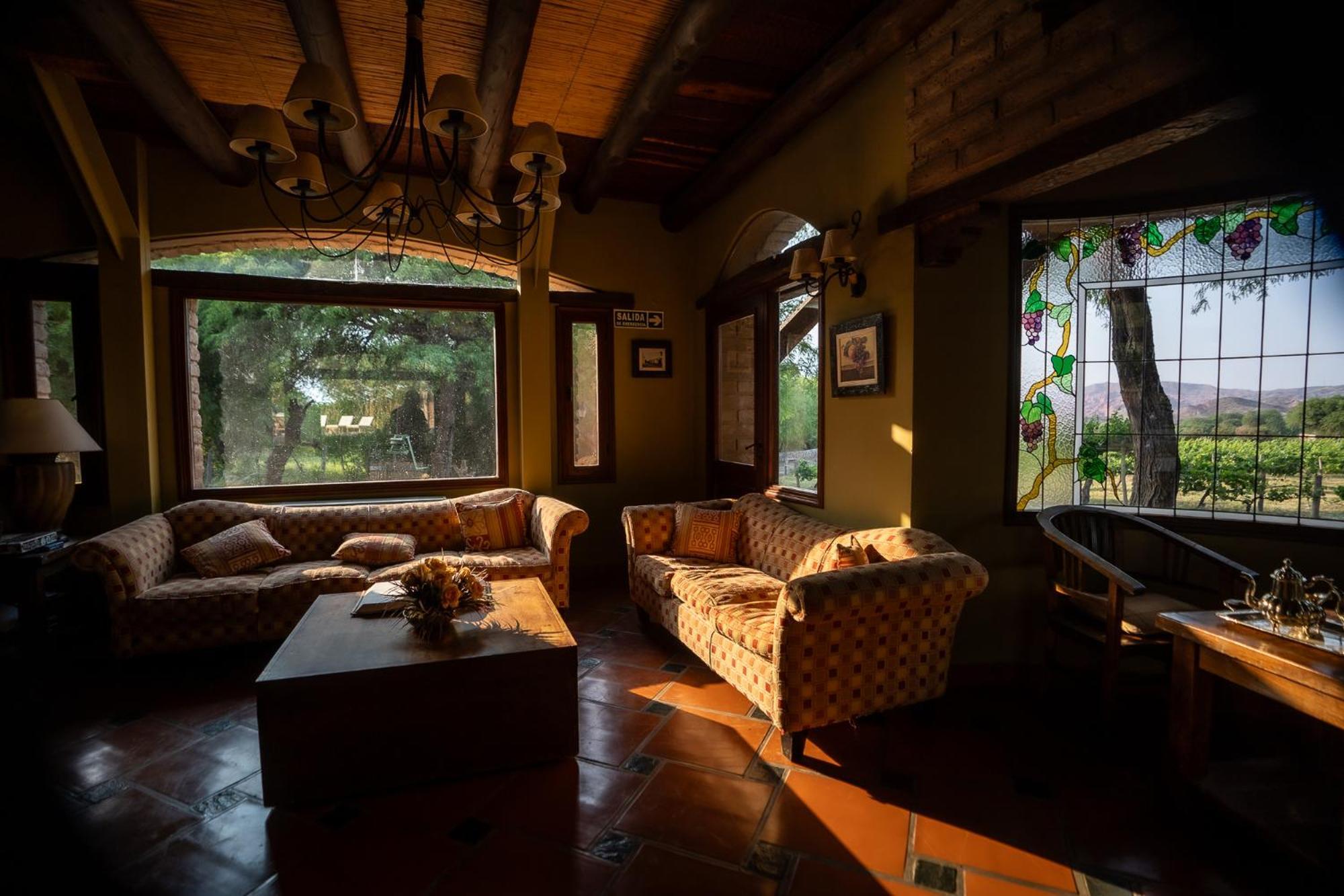 La Casa De La Bodega - Wine Boutique Hotel 카파야테 외부 사진